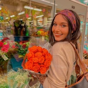 Meet your Posher, Ava